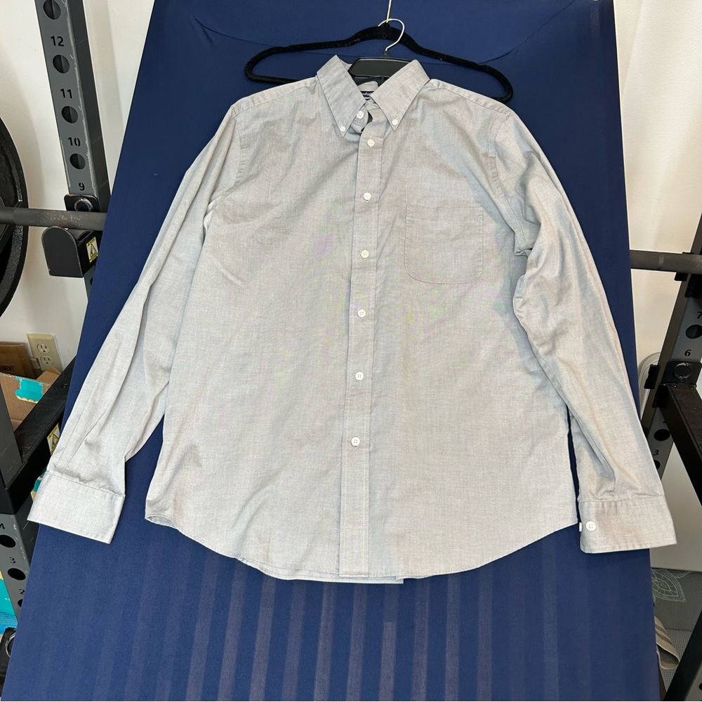 Croft & Barrow Light Gray Easy Care Classic Fit size16.5 36/37 Button-Down Shirt